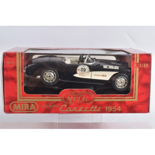 90 - A COLLECTION OF BOXED AND UNBOXED 1:18 SCALE DIECAST MODEL  VEHICLES, to include 4 unboxed models, a... 