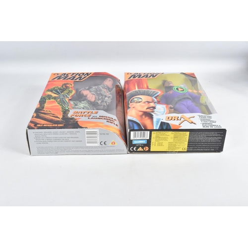 95 - A COLLECTION OF ACTION MAN BOXED AND UNBOXED FIGURES, ACCESSORIES, AND WALKIE TALKIES, the boxed fig... 