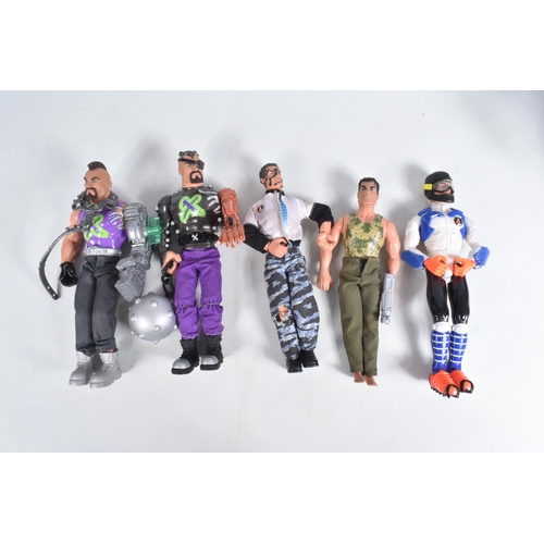 95 - A COLLECTION OF ACTION MAN BOXED AND UNBOXED FIGURES, ACCESSORIES, AND WALKIE TALKIES, the boxed fig... 