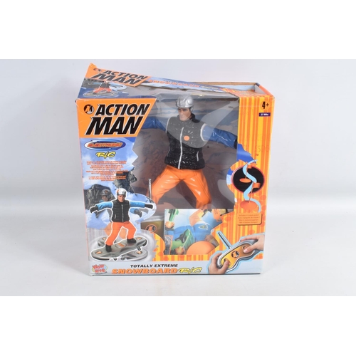 95 - A COLLECTION OF ACTION MAN BOXED AND UNBOXED FIGURES, ACCESSORIES, AND WALKIE TALKIES, the boxed fig... 