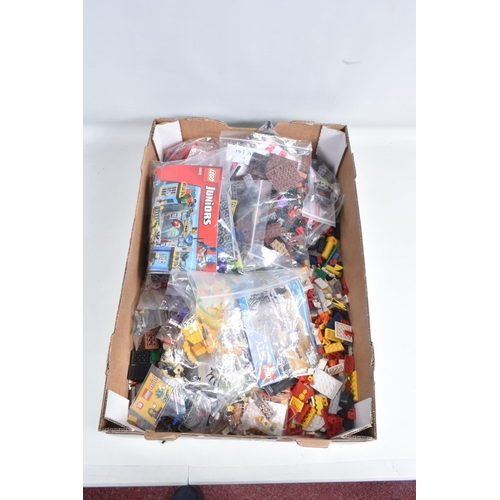 126 - SEVEN FRUIT BOXES OF LOOSE LEGO, with instructions for Pirates Soldiers Fort 70412, Mixels Teslo 415... 