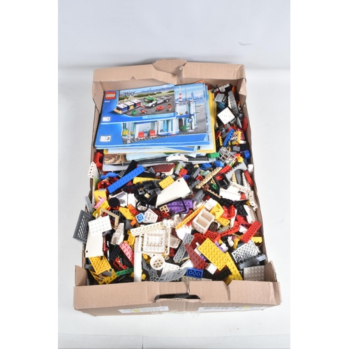 126 - SEVEN FRUIT BOXES OF LOOSE LEGO, with instructions for Pirates Soldiers Fort 70412, Mixels Teslo 415... 