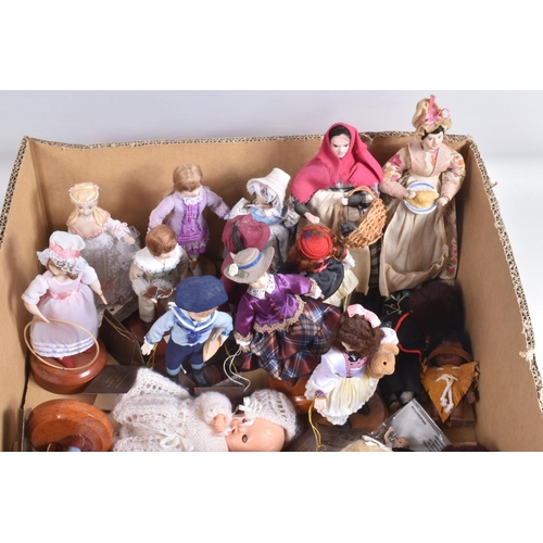 132 - A COLLECTION OF COLLECTORS & HISTORICAL COSTUME DOLLS, to include a quantity of Historical Costume d... 