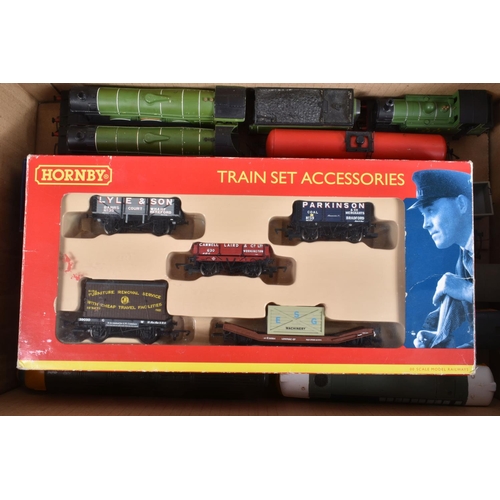 150 - A QUANTITY OF BOXED& UNBOXED OO GAUGE LOCOMOTIVES AND ROLLING STOCK, to include boxed Hornby Dublo c... 