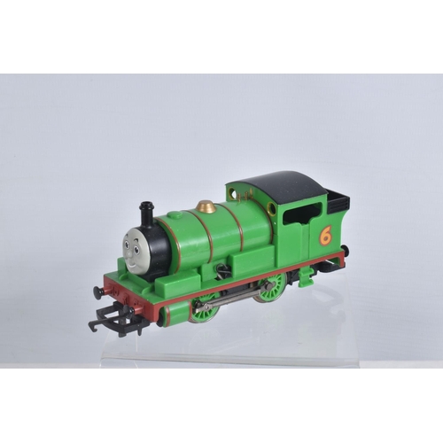 164 - A PART BOXED HORNBY OO GAUGE THOMAS AND FRIENDS, Percy Circus Electric Train set, No.R9072, comprisi... 