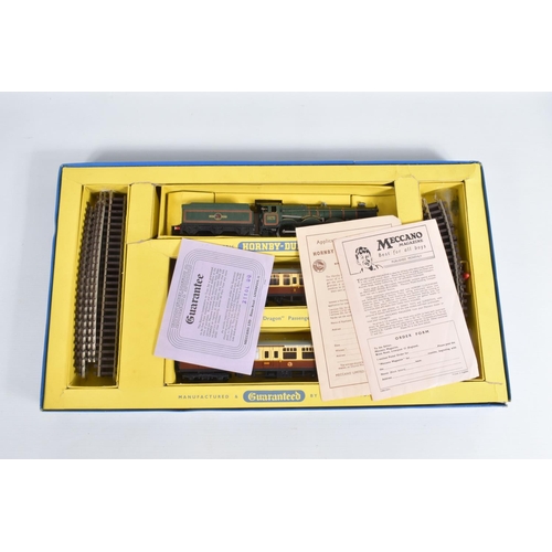 177 - A BOXED HORNBY DUBLO 'THE RED DRAGON' W.R. PASSENGER TRAIN SET, No.2021, comprising Castle class loc... 