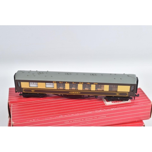 183 - SIX BOXED HORNBY DUBLO PULLMAN COACHES, comprising 1st class 'Aries' (4035), 2x 2nd class (4036), 3x... 