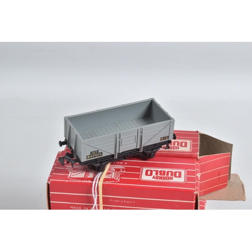 192 - A QUANTITY OF BOXED HORNBY DUBLO FREIGHT ROLLING STOCK, Goods Brake Van M.R. No.M730012 in grey live... 