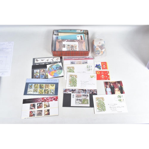 198 - SMALL BOX OF STAMPS WITH THE MAIN INTEREST IN A RANGE OF 21ST CENTURY PRESENTATION PACKS AND NVI BOO... 