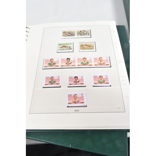 208 - MOST EXTENSIVE EIRE / IRELAND COLLECTION IN 12 LINDNER DUAL HINGELESS ALBUMS. Appears largely comple... 