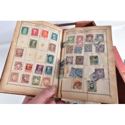 214 - COLLECTION OF STAMPS IN VARIOUS ALBUMS WITH JUMBLED GB QE2 MINT COLLECTION INC WATERLOW CASTLES SET ... 