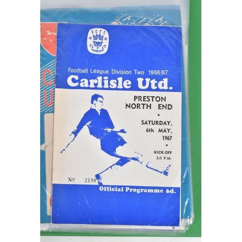 236 - A COLLECTION OF SUNDERLAND AND CARLISLE UNITED FOOTBALL CLUB PROGRAMMES, Sunderland programmes range... 