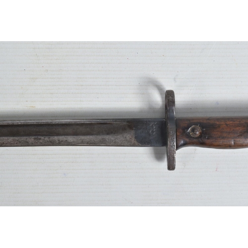 265 - A WWI 1907 PATTERN LEE ENFIELD BARONET, the blade has a single fullered edge and the handle has wood... 