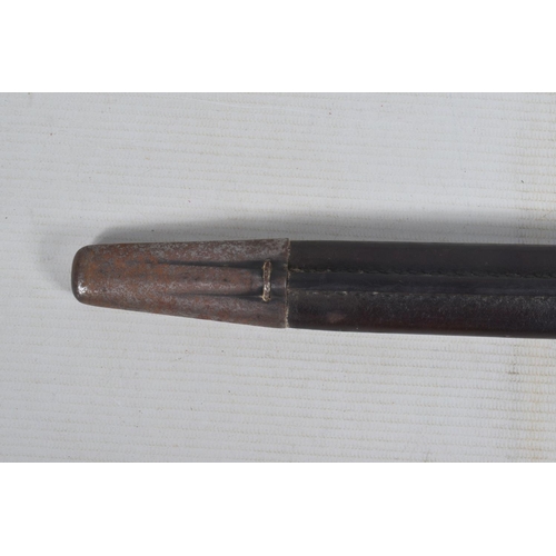 265 - A WWI 1907 PATTERN LEE ENFIELD BARONET, the blade has a single fullered edge and the handle has wood... 