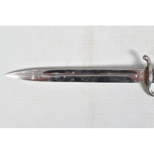 269 - A WWII OR POST WWII GERMAN FIRE SERVICE PARADE DAGGER, there are no visible makers marks on the blad... 