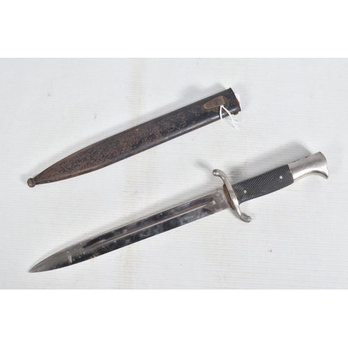 269 - A WWII OR POST WWII GERMAN FIRE SERVICE PARADE DAGGER, there are no visible makers marks on the blad... 