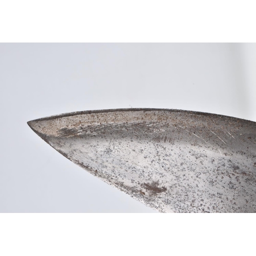 292 - A WWI ERA GHURKA KUKRI KNIFE & SCABBARD WITH MAKERS MARKS AND DATED, this Kukri, is marked with the ... 