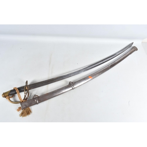 319 - A NINETEENTH OR TWENTIETH CENTURY CAVALRY SWORD, this comes complete with its original scabbard, we ... 