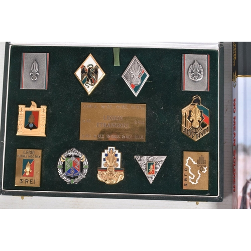 323 - PRESENTATION BOX OF FFL(FRENCH FOREIGN LEGION) METAL CRESTS, presented to Peter McAleese by Corporal... 