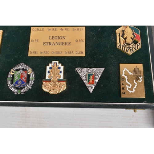 323 - PRESENTATION BOX OF FFL(FRENCH FOREIGN LEGION) METAL CRESTS, presented to Peter McAleese by Corporal... 