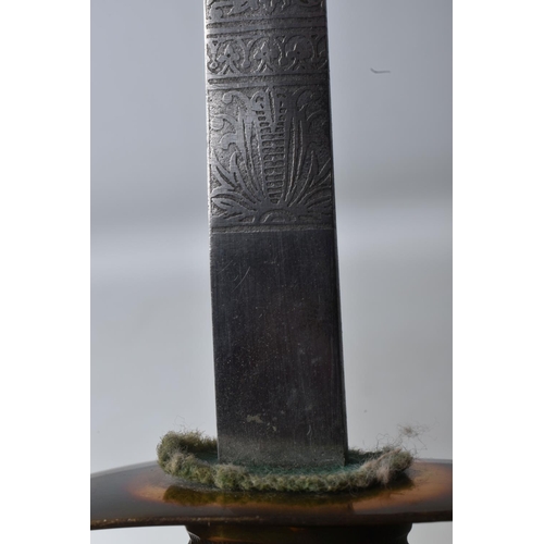 325 - A 20TH CENTURY EUROPEAN NAVAL OFFICERS PARADE SWORD, possibly Italian, brass pommel and guard, woode... 