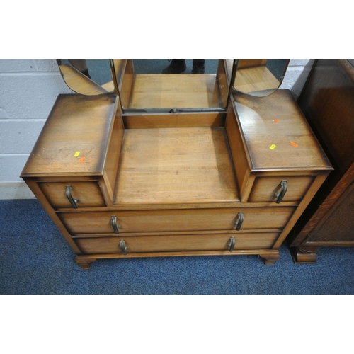 1215 - AN EARLY 20TH CENTURY OAK SIDEBOARD, with a raised back, fitted with two drawers, above double cupbo... 