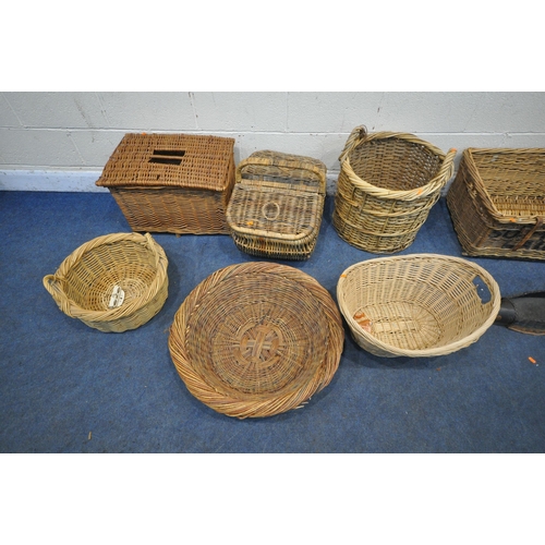 1274 - EIGHT WICKER BASKETS, varying in shape, size, style, colour (condition report: general signs of usag... 