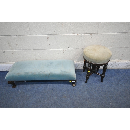 1334 - AN EARLY 20TH CENTURY FOOTSTOOL, with blue upholstery, raised on cabriole legs, length 94cm x depth ... 