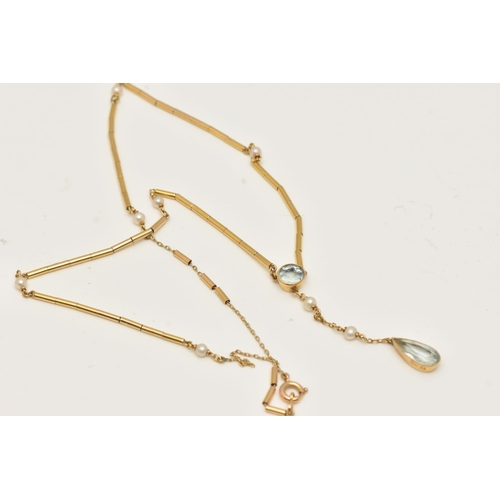 52 - A GEM SET LARIAT NECKLACE, a yellow metal cylinder link chain interspaced with small cultured pearls... 