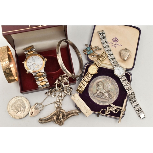 126 - A SELECTION OF SILVER, WHITE METAL, WATCHES, COSTUME AND COMMEMORATIVE COINS, to include a hinged ba... 