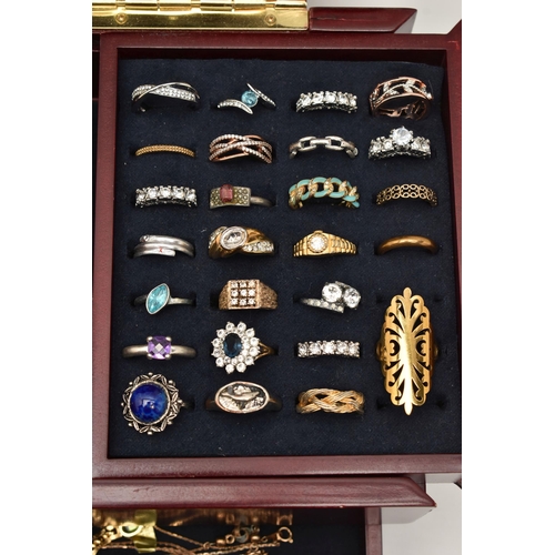 128 - A MULTI STORAGE WOODEN JEWELLERY BOX WITH COSTUME JEWELLERY, to include a variety of rings, cufflink... 