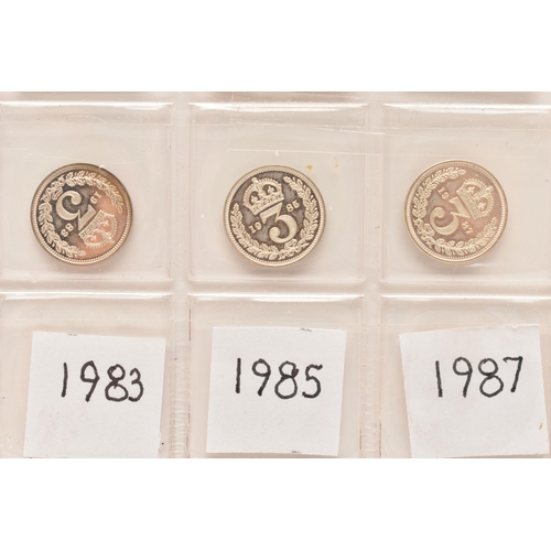 148 - A RUN OF THREE PENCE 3d COINS 1947, 48 and 1950 GEORGE VI, to include Elizabeth II 3d 17 coin run 19... 