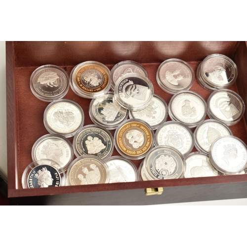 169 - THREE BOXES TO INCLUDE CROWN COLLECTIONS LTD, of mainly Queen Elizabeth, Queen Mother .925 Silver Cr... 