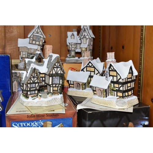 328 - A COLLECTION OF BOXED CHRISTMAS THEMED DAVID WINTER SCULPTURES, with certificates unless stated, com... 