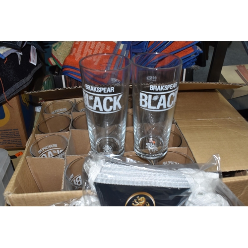 366 - NINE BOXES AND LOOSE BREWERIANA, to include three boxes of twenty four Brakspear Black pint glasses,... 