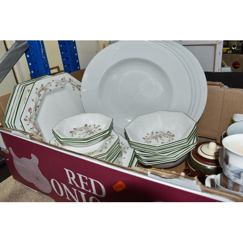 416 - FIVE BOXES OF CERAMIC KITCHENWARE, to include Johnson Brothers fine tableware 'Heritage' white plate... 