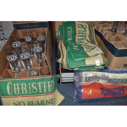 426 - THIRTEEN BOXES OF BREWERIANA, to include eight boxes of twenty four Brakspear Black pint glasses, fi... 