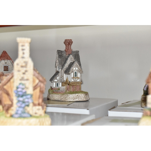 435 - A GROUP OF FOURTEEN BOXED DAVID WINTER COTTAGES SCULPTURES to include a limited edition 'Quindene Ma... 