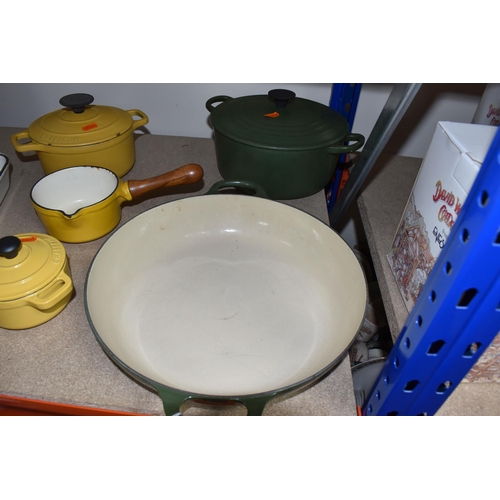 439 - A GROUP OF LE CREUSET AND CHASSEUR COOK WARE to include a green 30cm lidded pan, a green 20cm lidded... 