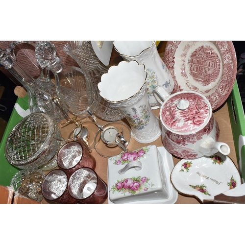 498 - A BOX OF CERAMICS AND GLASS WARE, to include two Aynsley Wild Tudor vases, height of tallest 21cm, a... 