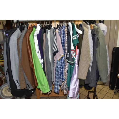 504 - A SMALL SELECTION OF LADIES' AND GENT'S CLOTHING, to include suits, jackets and coats, ladies' coats... 