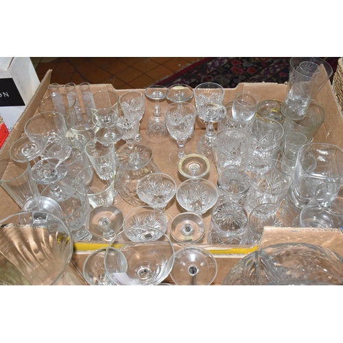 519 - FIVE BOXES AND LOOSE GLASSWARE, to include  a quantity of various drinking glasses wine, tumblers, l... 