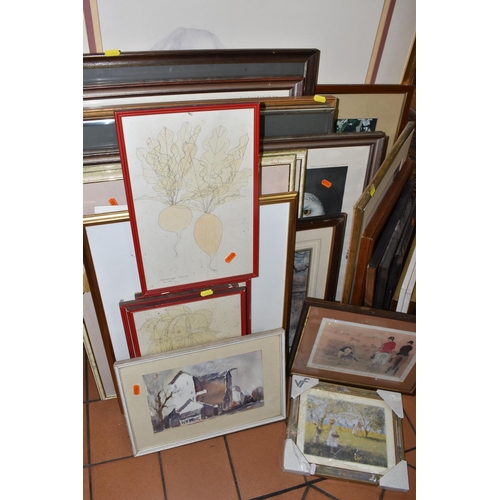 542 - A SMALL QUANTITY OF PRINTS ETC, to include two signed Barry Tandy Owl prints, Pamela Kay print, two ... 