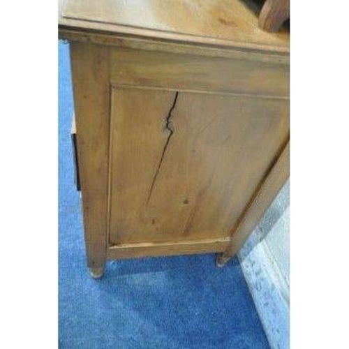 1198 - A 20TH CENTURY SATINWOOD DRESSING CHEST, with a single bevelled edge mirror, flanked by two smaller ... 