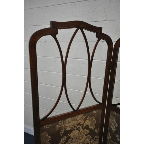 1212 - AN EDWARDIAN MAHOGANY FOUR SECTION FOLDING SCREEN, with glazed top, above tapestry panels, fully ext... 