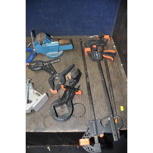 1057 - A SELECTION OF CLAMPS including three Draper G Clamps, three quick bar clamps, a corner clamp, a GS ... 