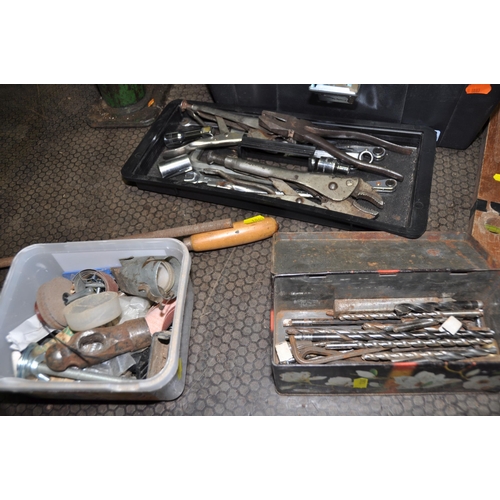 1060 - A BAHCO TOOLBOX CONTAINING AUTOMOTIVE TOOLS including spanners, sockets, ratchets, ratchet spanners,... 