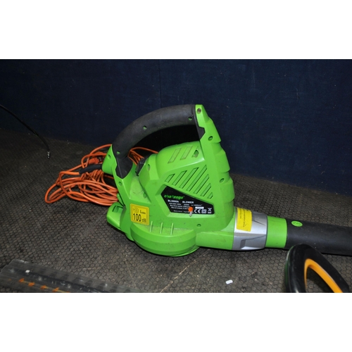 1069 - A TITAN HEDGE TRIMMER with 25in cut and a Challenge garden blower (both PAT pass and working) (2)