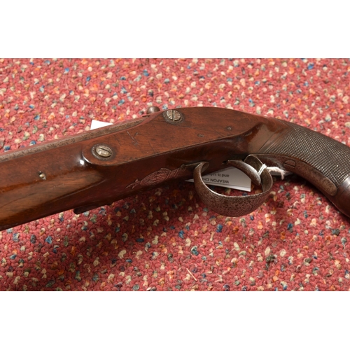 272 - AN EARLY 19TH CENTURY ENGLISH FLINTLOCK PISTOL BY RICHARDS OF LONDON WITH CHEQUERED WALNUT GRIP, 21.... 