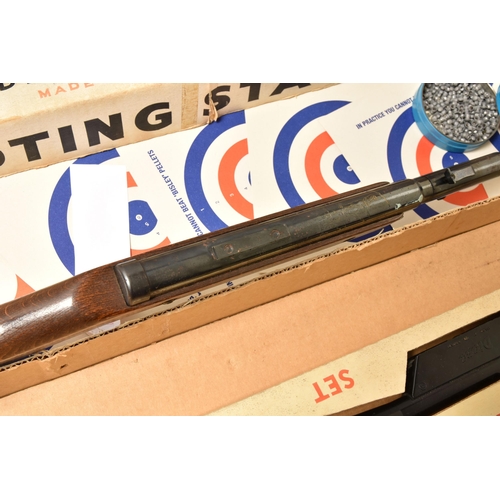 286 - A BOXED DIANA SHOOTING STAR GUN SET, comprising a Diana Mod 16 break barrel .177 air rifle, no visib... 